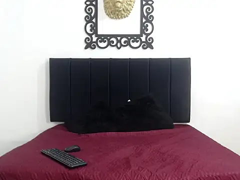 SinBoy_ live XXX chat