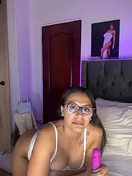 Czat XXX na żywo – ema_zoe