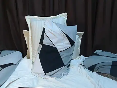 Webkamerová show cumwhat_me