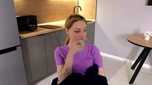 EmmaaMcDon Live XXX Chat