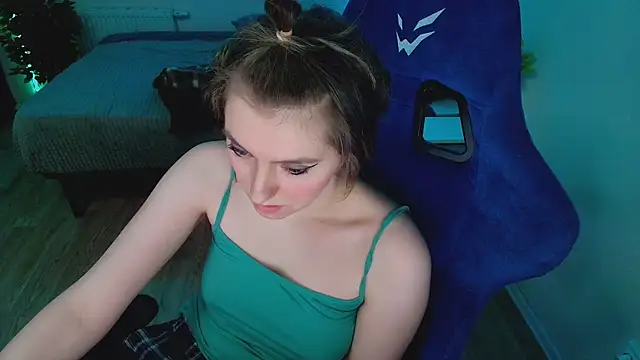 CranberryHot Chat XXX live