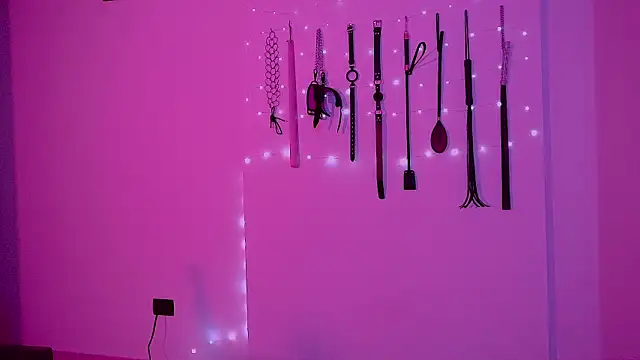 nina_kink Show Webcam