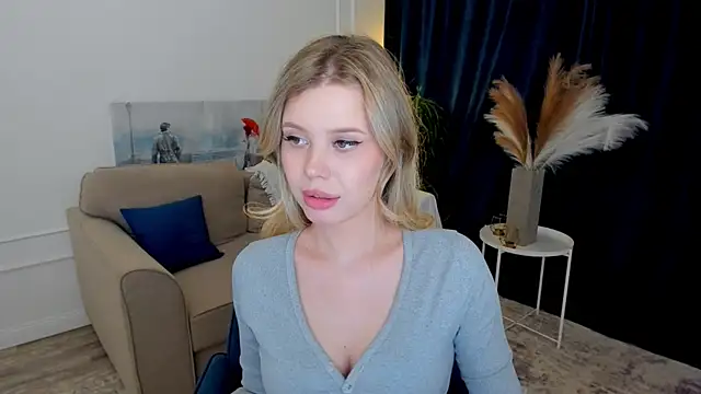 FollowLovee Live XXX-Chat