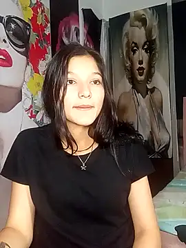 Pokazy przed kamerką – Sweet_Innocence_