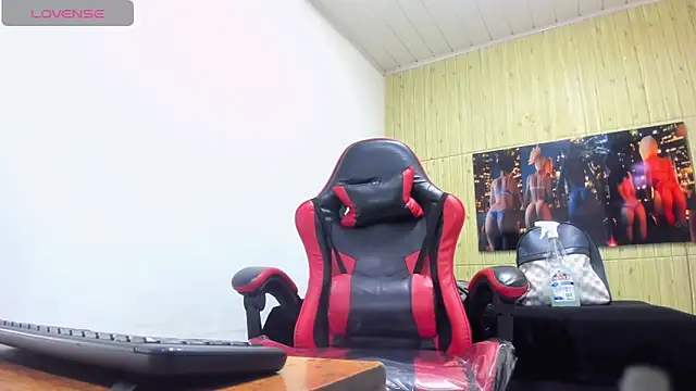 miaa_scott7 Chat XXX in diretta