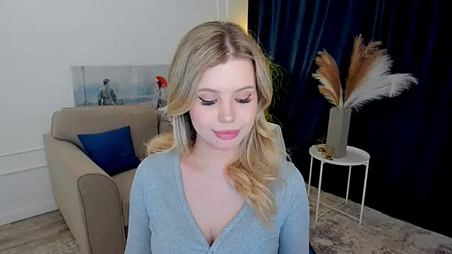 FollowLoveen Live XXX chat