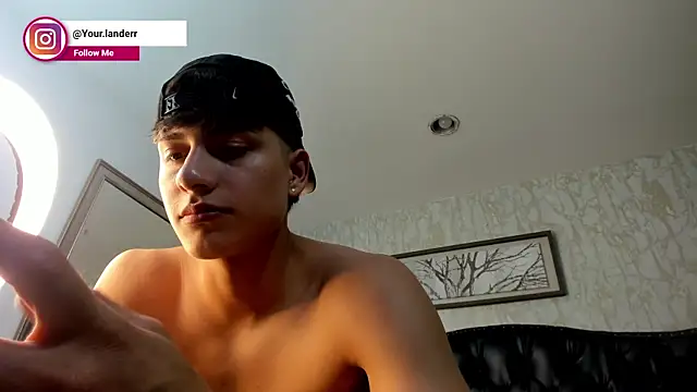 Lander_Cruz's Live XXX Chat