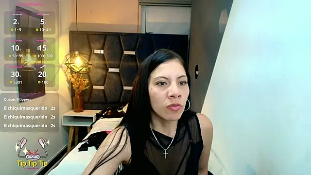 Abril_Fox__ élő XXX-chatje