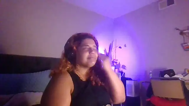 1n0nlythroat Adlı Modelin Canlı XXX Sohbeti