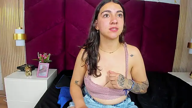 Lia_Ferrerl Chat XXX in diretta