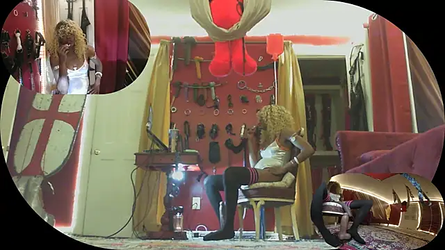 แชท XXX สดของ TheMississippiMadame
