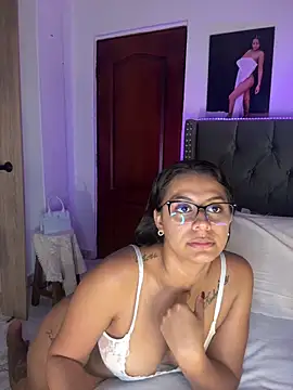 دردشة ema_zoe الجنسية المباشرة