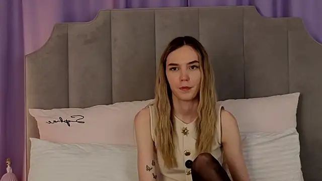 NikkiRyx Adlı Modelin Canlı XXX Sohbeti