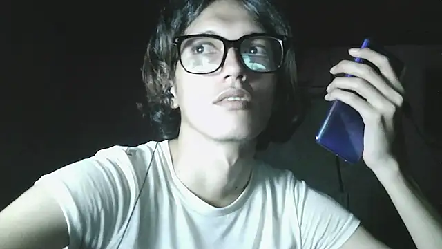 cherryuwu's Webcam Show