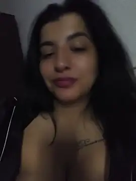 SEXYDOLCE Adlı Modelin Canlı XXX Sohbeti
