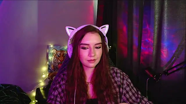 Chat +18 de Celia_Sensual_ ao vivo