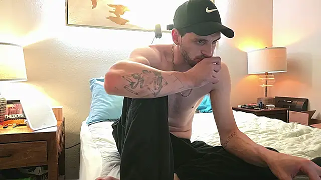 Chat +18 de Mrkarizma ao vivo