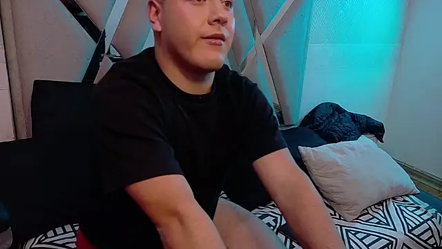Maxi_Grey Webcam Show