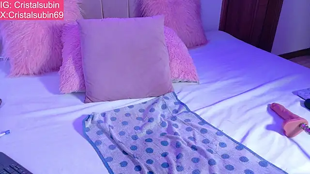 cristal_subin69's Live XXX Chat