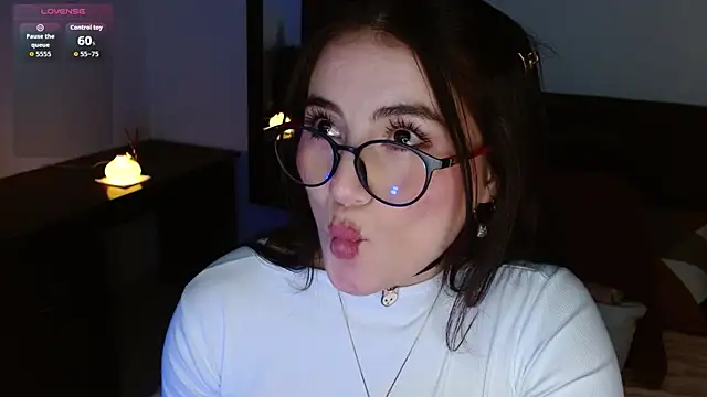 Онлайн чат XXX Salma_Tori