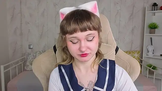 Tori_Cutie: απευθείας συνομιλία ΧΧΧ