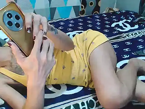 Savannah_Cock's Live XXX Chat