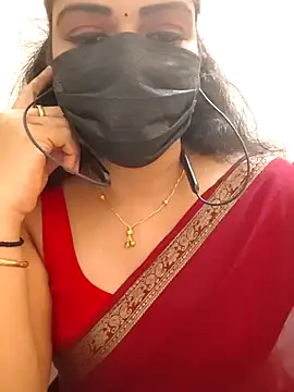 soundharya_tamil's Live XXX Chat