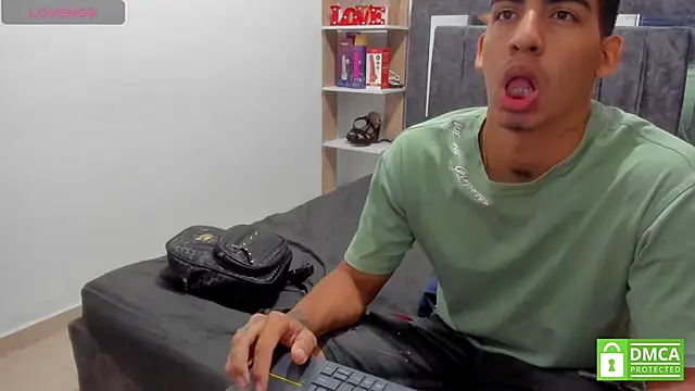 Grace_and_Milo – Naživo XXX chat