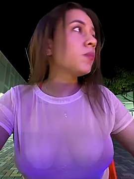 Živý XXX chat Nanybaker95