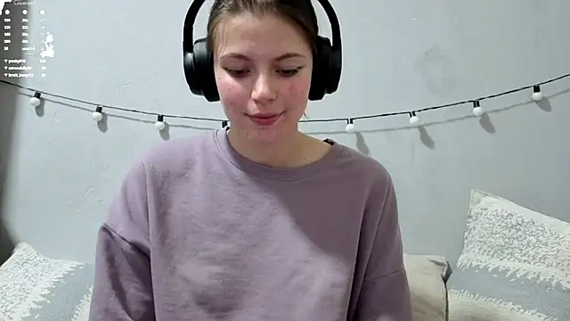 CutieAnny Webcamshow