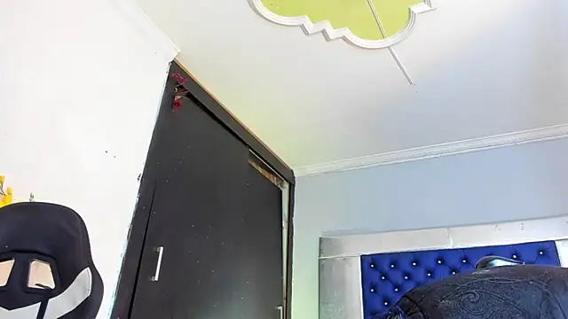 Eyleen_Santos: вебкам-шоу