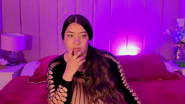 MollyBigBoobs12's Webcam Show