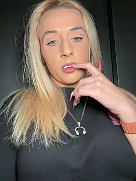 Strongqueen's Webcam Show