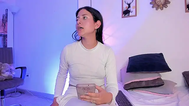 Sallyrosee_ Chat XXX in diretta