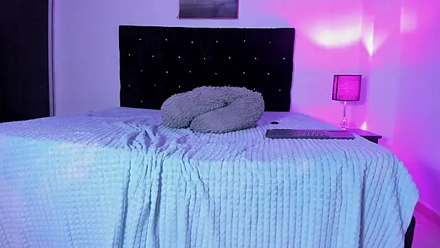 WilliamsAndCatherine webcam show