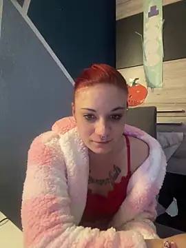 EmilyErdbeeree Webcam-Show