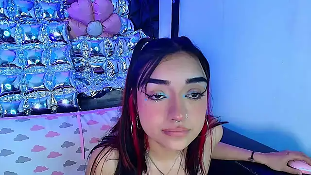 Chat +18 de lala_cherry ao vivo