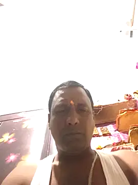 Chat +18 de Priyasexcpl ao vivo