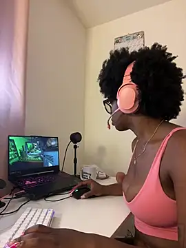 mochakaia's Live XXX Chat