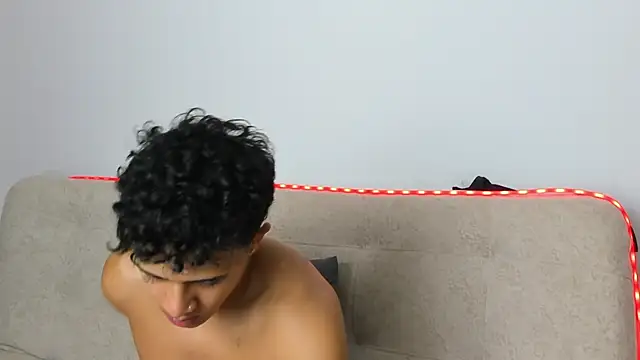 XXX chat uživo modela _Alex_Colton