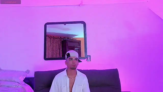 Teo_Rave Adlı Modelin Web Kamerası Şovu
