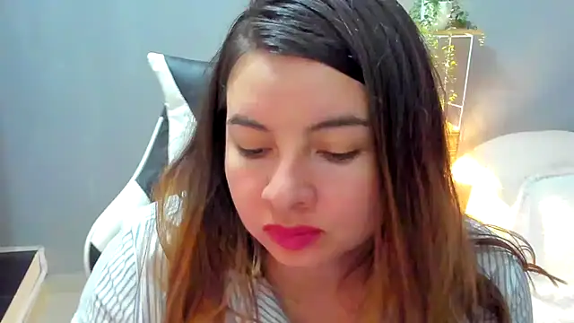 __Emma__11__Lecat_ Chat XXX live
