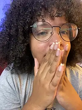 Chat +18 de 99_Lilith ao vivo
