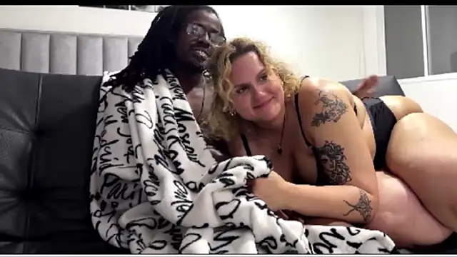 DerkDiggler904's Live XXX Chat