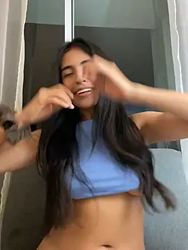 Chatroom XXX en direct de DaphneUwu