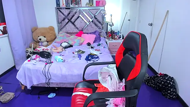 Luna_Analya Chat XXX in diretta