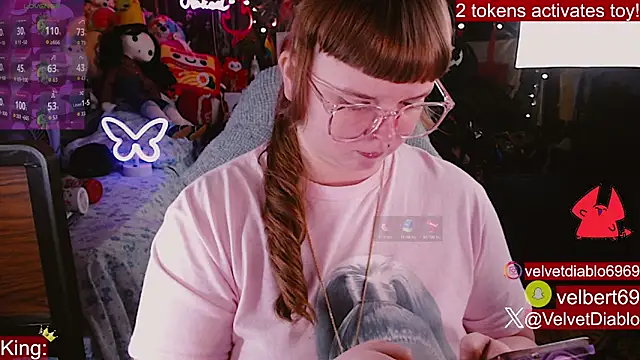 VelvetDiablo's Webcam Show
