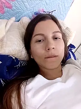 دردشة Arianna_Moss الجنسية المباشرة