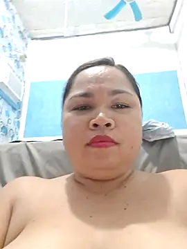 Sweetlorie_83 Show in webcam