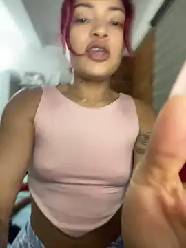 Czat XXX na żywo – ari_sexy1